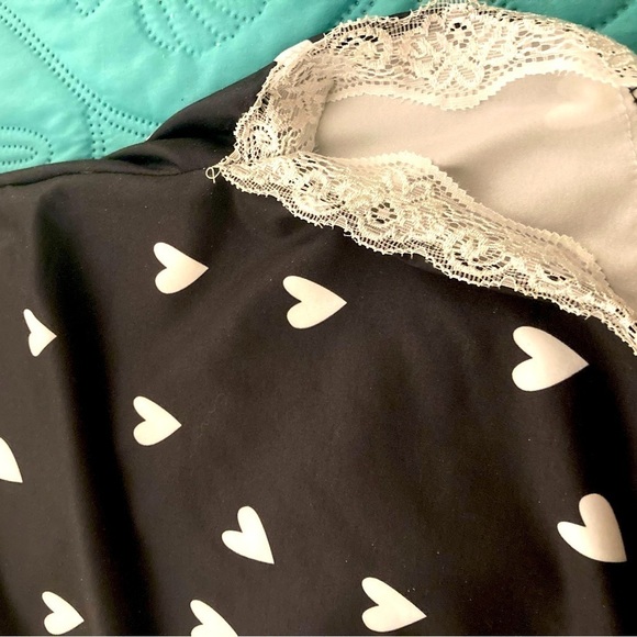 Nightgown women’s XL black with white hearts - Picture 5 of 7